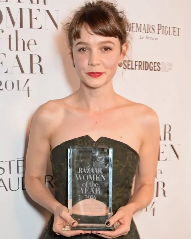 1731348123 2 Carey Mulligan measurements bio height weight shoe and bra size.webp