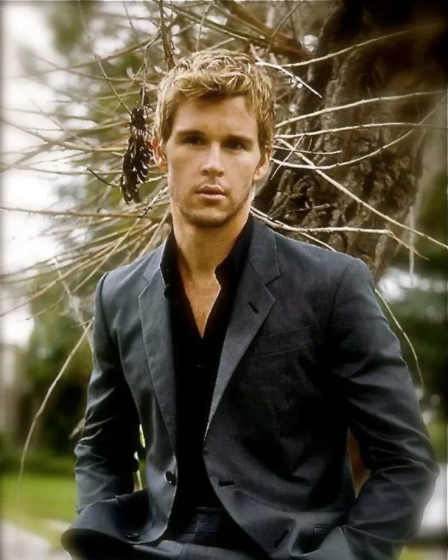 1731540725 938 Ryan Kwanten measurements bio height weight shoe size.webp