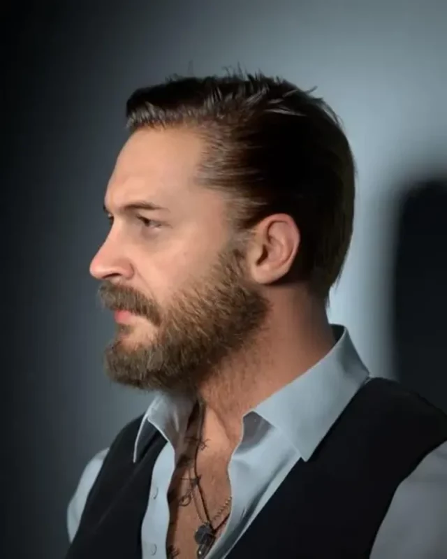 1731548406 938 Tom Hardy measurements bio heightweight shoe size.webp