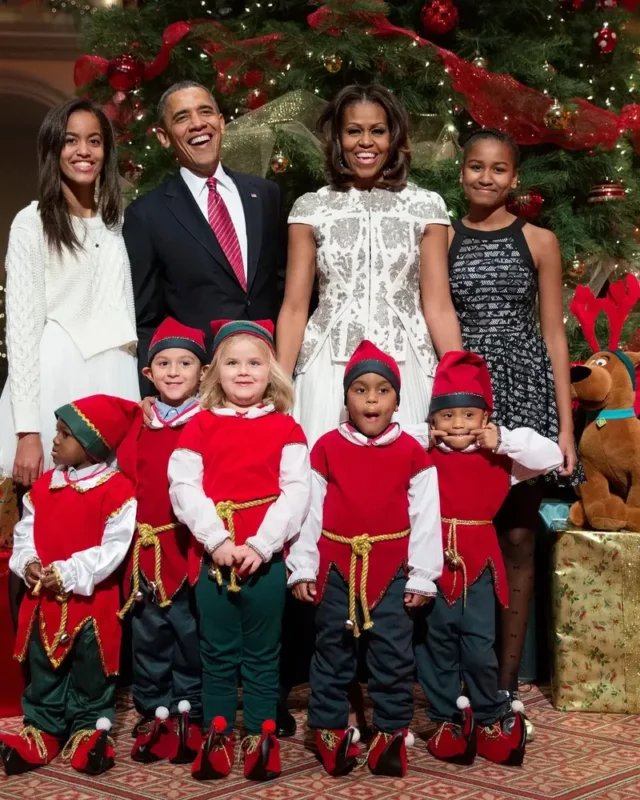 1731548884 749 Michelle Obama measurements bio heightweight shoe and bra size.webp