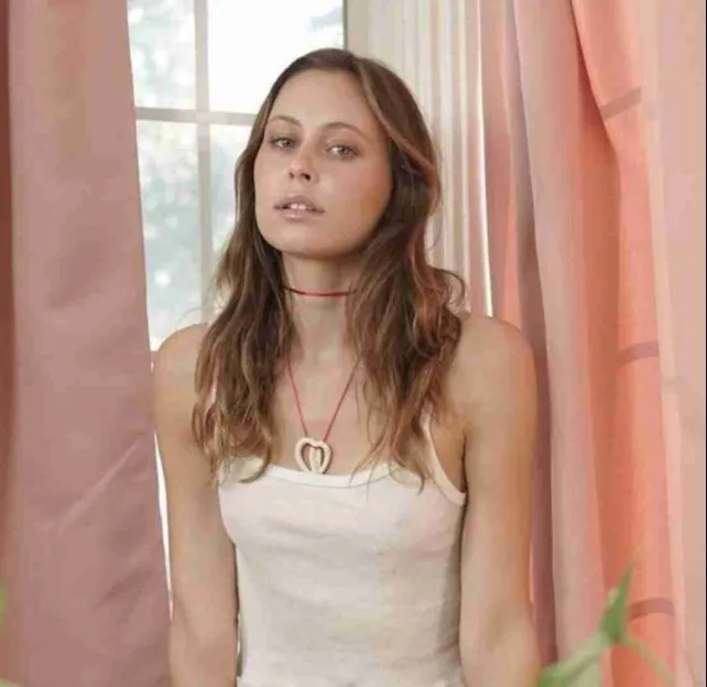 Stella Barey Age