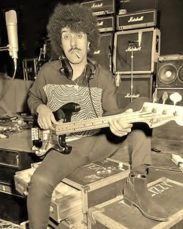 1731554646 260 Phil Lynott measurements bio height weight shoe size.webp