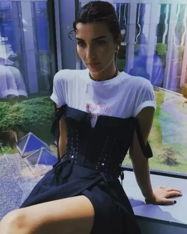 1731557045 361 Tuba Buyukustun measurements bio heightweight shoe and bra size.webp
