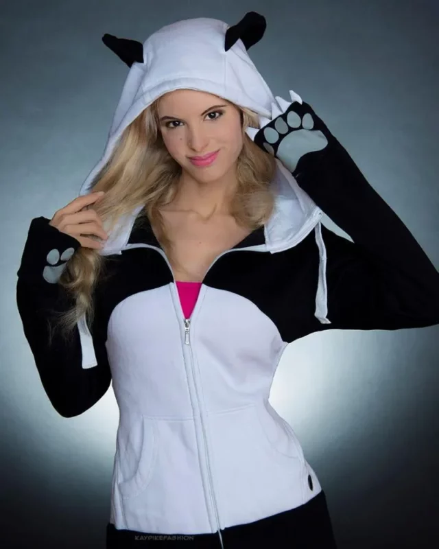 1731599753 422 Kay Pike measurements bio height weight shoe and bra size.webp