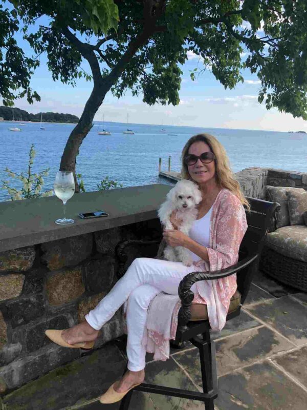 Kathie Lee Gifford measurements, bio, height, weight, shoe, and bra size 3 1731602885 68 Kathie Lee Gifford measurements bio height weight shoe and bra