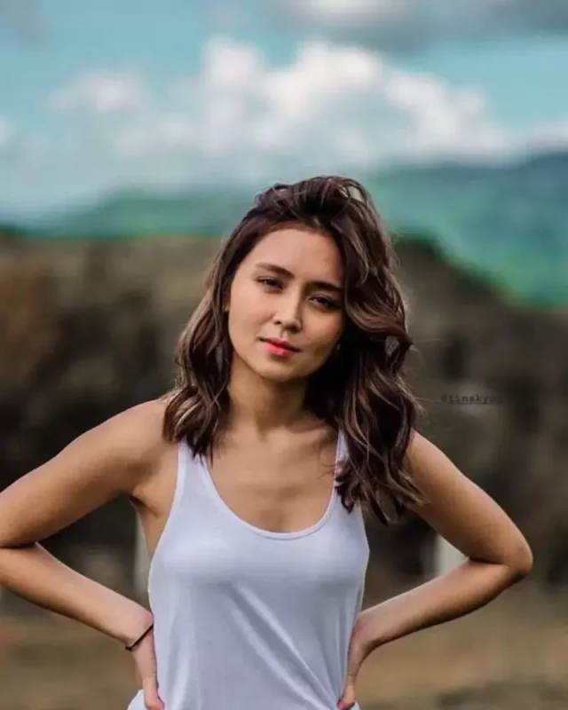 1731604551 803 Kathryn Bernardo Measurements bio height weight shoe and bra size.webp