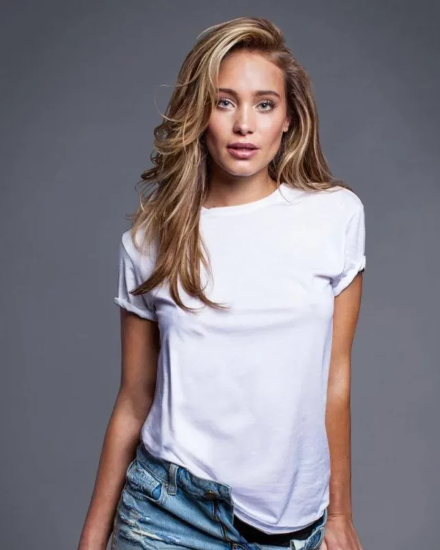 1731607446 402 Hannah Davis measurements bio height weight shoe and bra size.webp