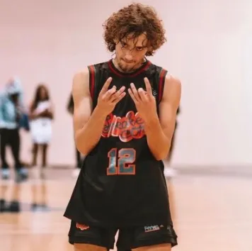 noah neumann age