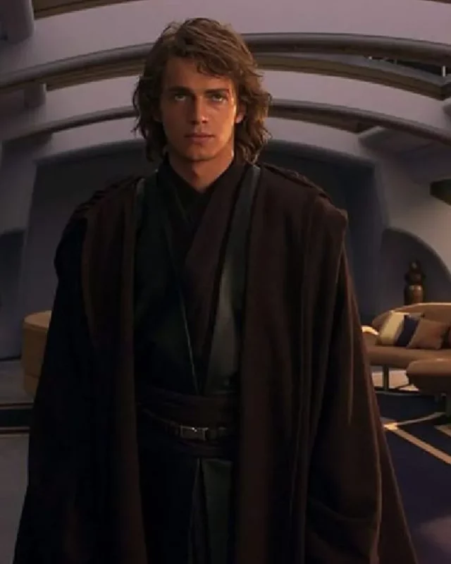 1731613682 741 Hayden Christensen measurements bio height weight shoe size.webp