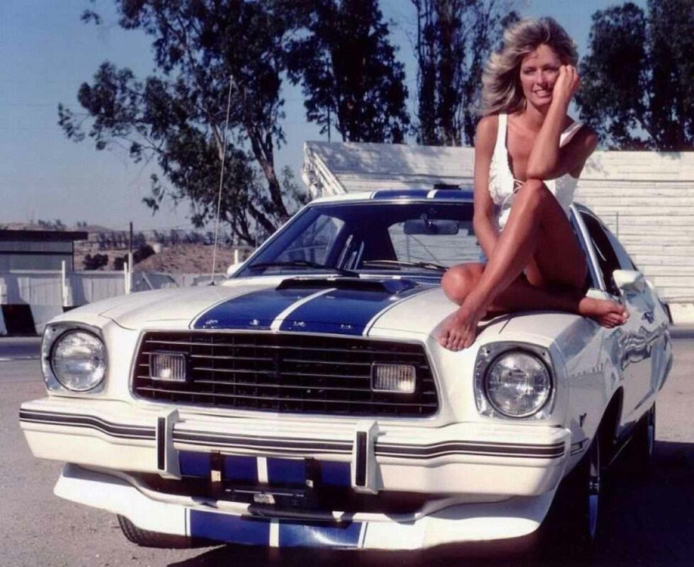 1731623044 992 Farrah Fawcett measurements bio height weight shoe and bra size
