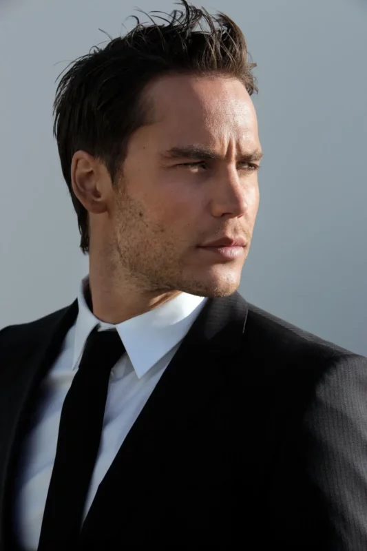 1731624486 263 Taylor Kitsch measurements bio height weight shoe size.webp