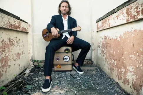 eddie vedder height