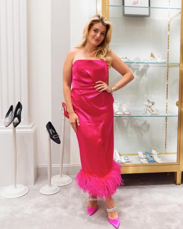 Daphne Oz measurements bio height weight shoe and bra size