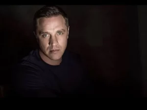 Devon Sawa 1.webp