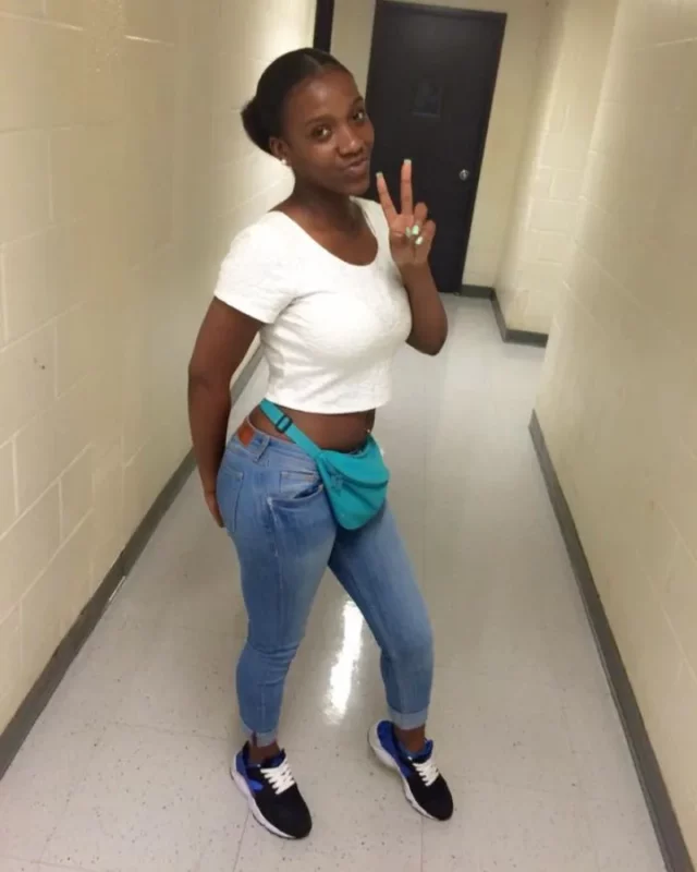 Diamond Monroe measurements bio height weight shoe and bra size.webp