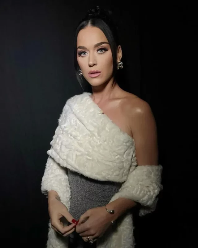 Everything About Katy Perrys Height And Weight Body Measurements.webp
