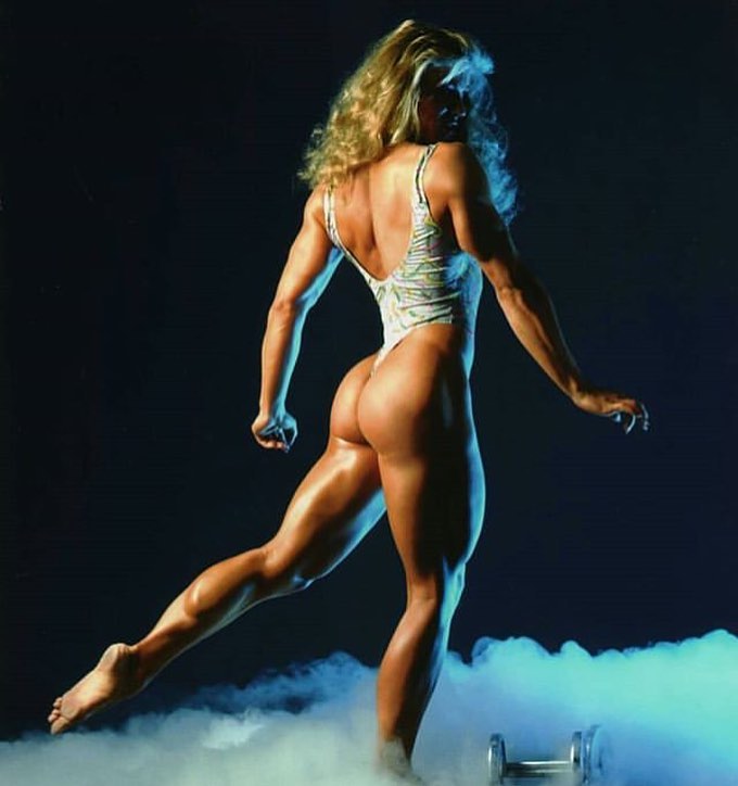 Anja Langer posing in a bodybuilding photo shoot