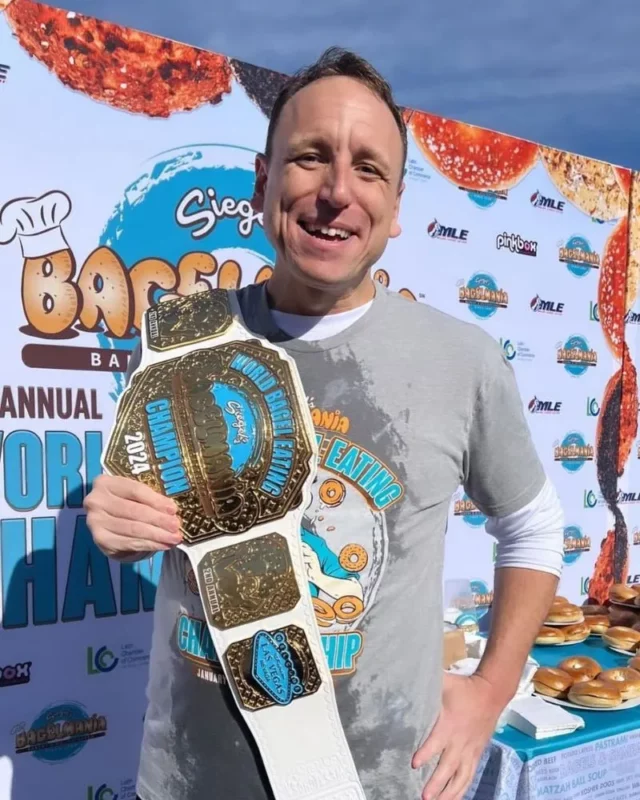 Joey Chestnut measurements bio height weight shoe size.webp