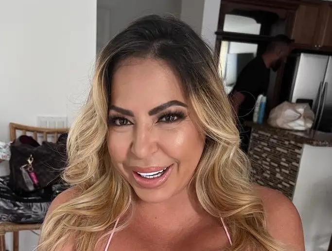 Julianna Vega 3.webp