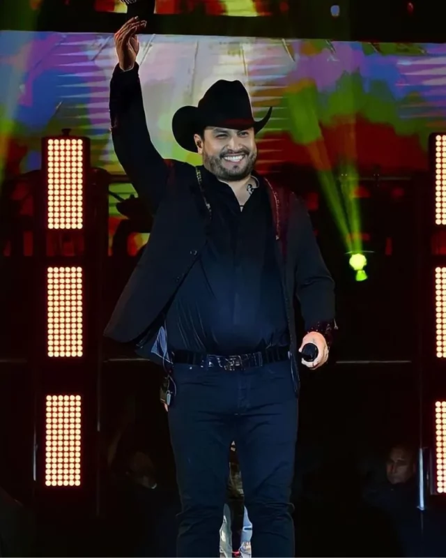 Julion Alvarez measurements bio height weight shoe size.webp