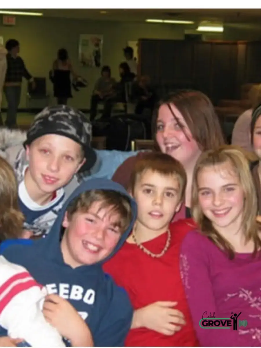 Justin Bieber Early life