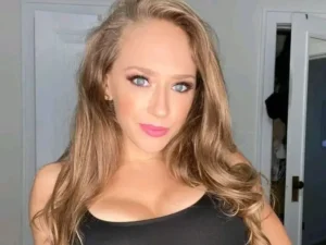 Kagney Linn Karter .webp