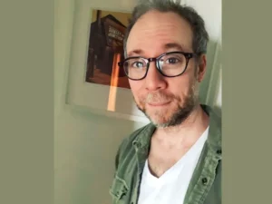 Kevin Sussman 1.webp