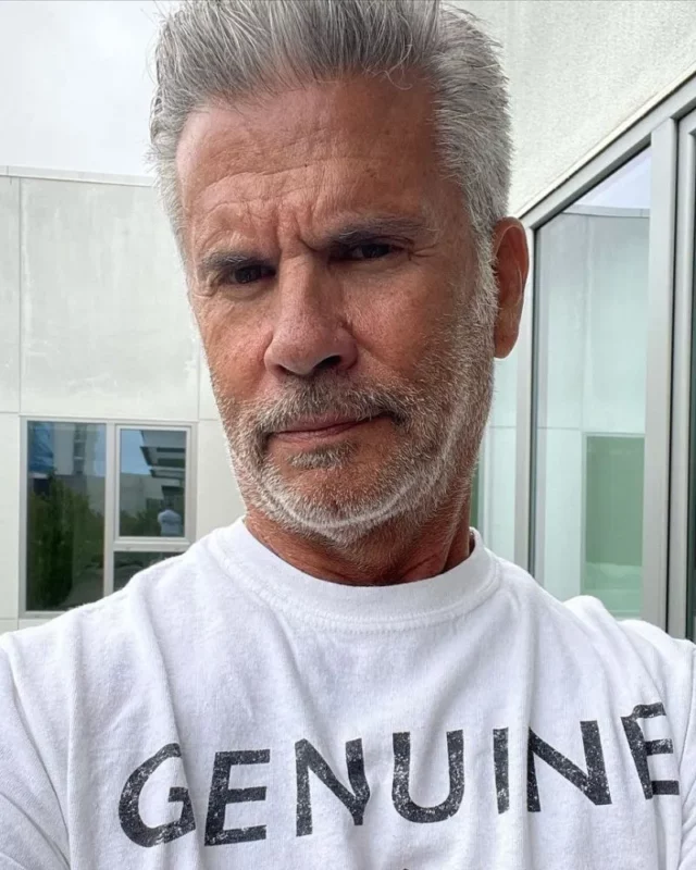 Lorenzo Lamas measurements bio height weight shoe size.webp