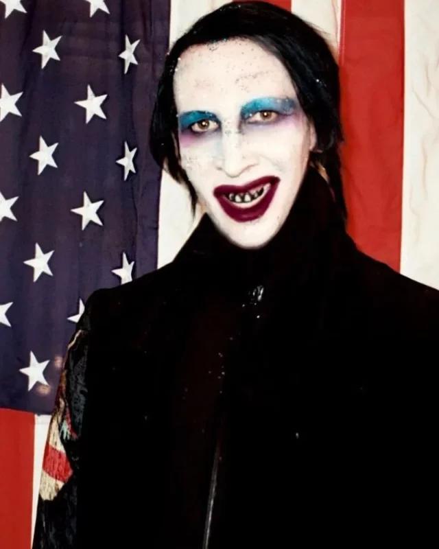 Marilyn Manson measurements bio height weight shoe size.webp