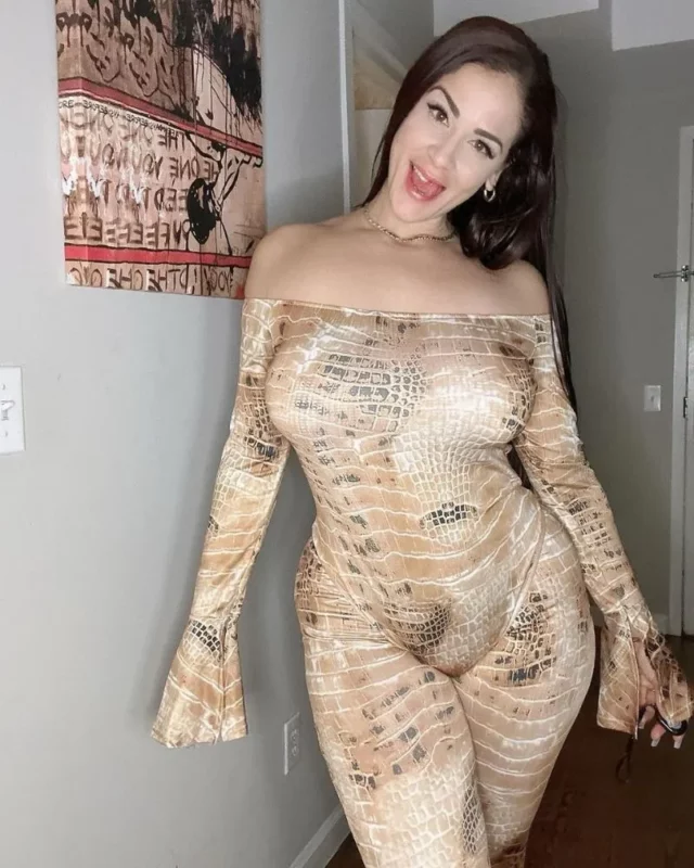 Miss Raquel measurements bio height weight shoe and bra size.webp