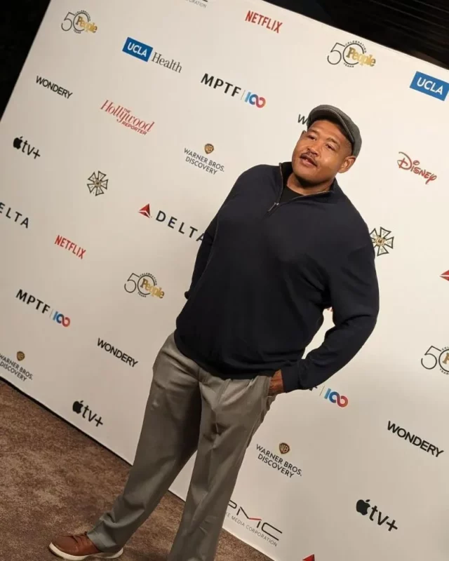 Omar Benson Miller measurements bio height weight shoe size.webp