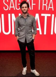 Penn Badgley Height 4.webp