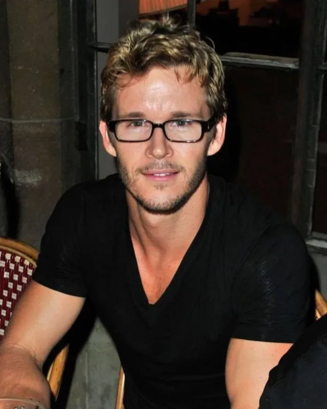 Ryan Kwanten measurements bio height weight shoe size.webp