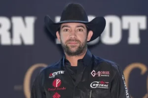 adan banuelos ethnicity.webp