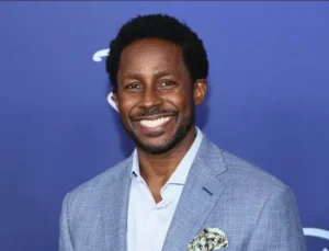 desmond howard wife ethnicity 3.webp